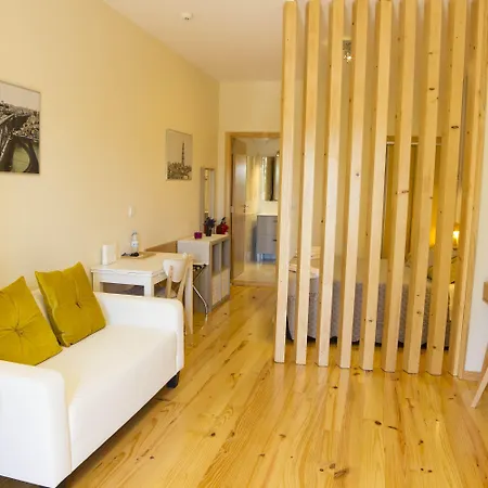 Cedofeita Back Garden