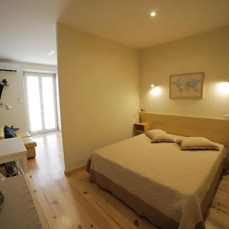 Cedofeita Back Garden Apartamento Oporto