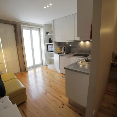 Cedofeita Back Garden Oporto