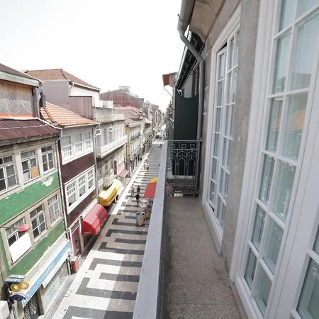 Cedofeita Back Garden アパート