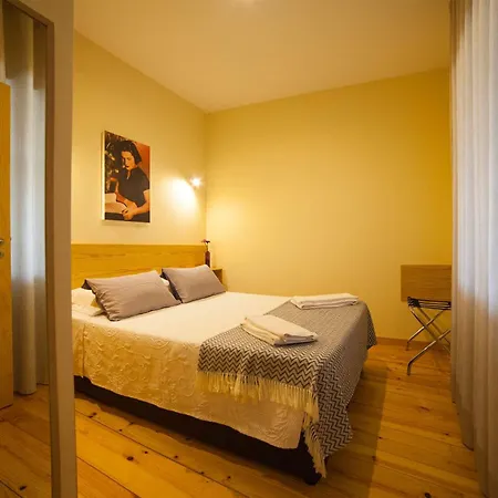 Cedofeita Back Garden * Oporto