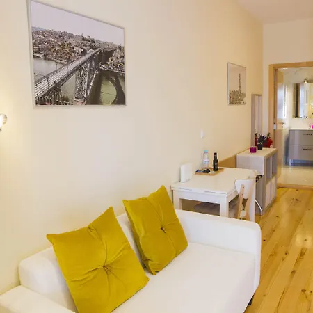 Cedofeita Back Garden * Porto