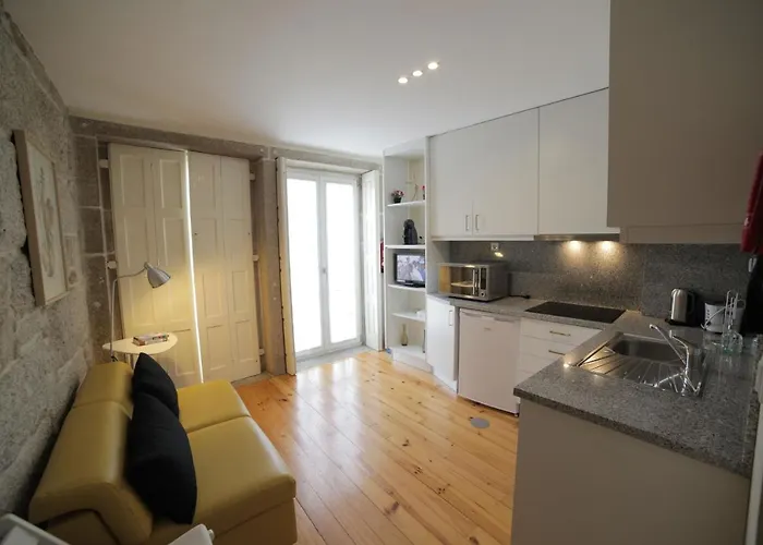 Cedofeita Back Garden