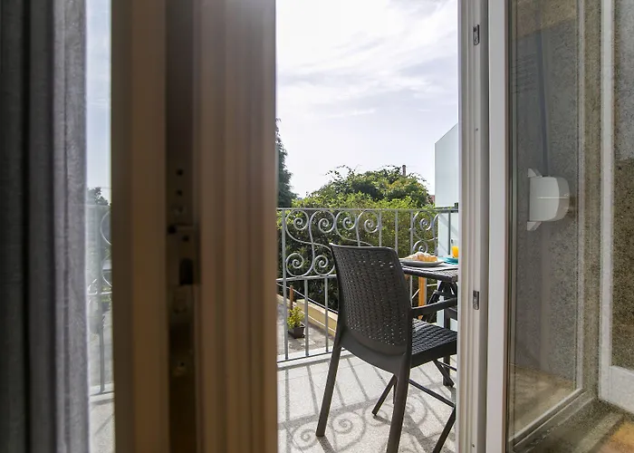 Apartment Cedofeita Back Garden Porto