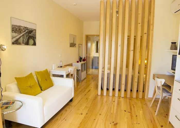 Cedofeita Back Garden