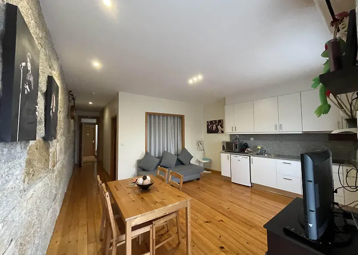 Cedofeita Back Garden