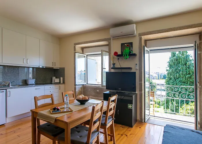 Апартаменты Cedofeita Back Garden *