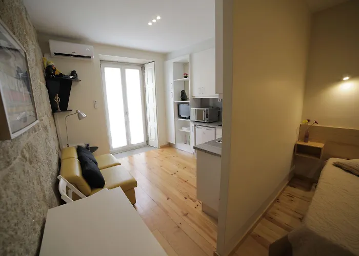 Апартаменты Cedofeita Back Garden *