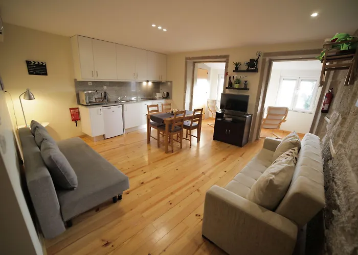 Апартаменты Cedofeita Back Garden Порту